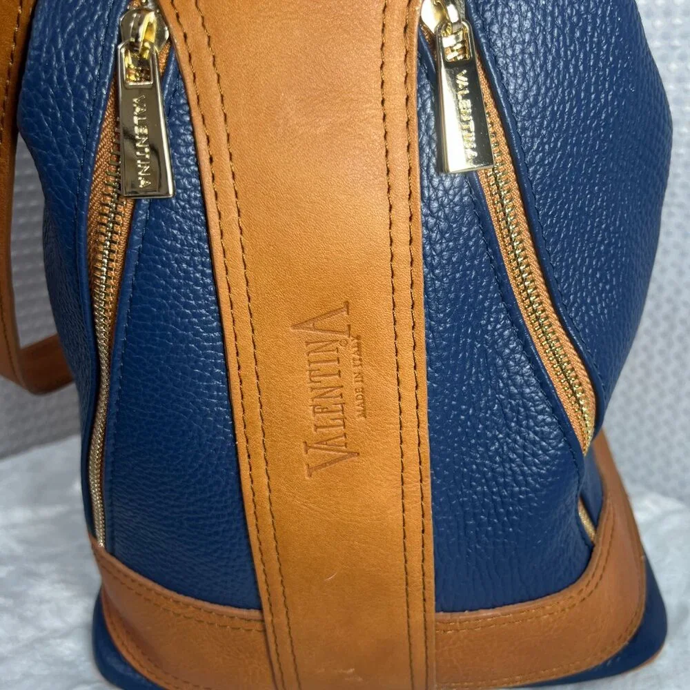 Valentina Italian leather convertible sling backpack in blue/tan pebbled leather - Picture 11 of 13